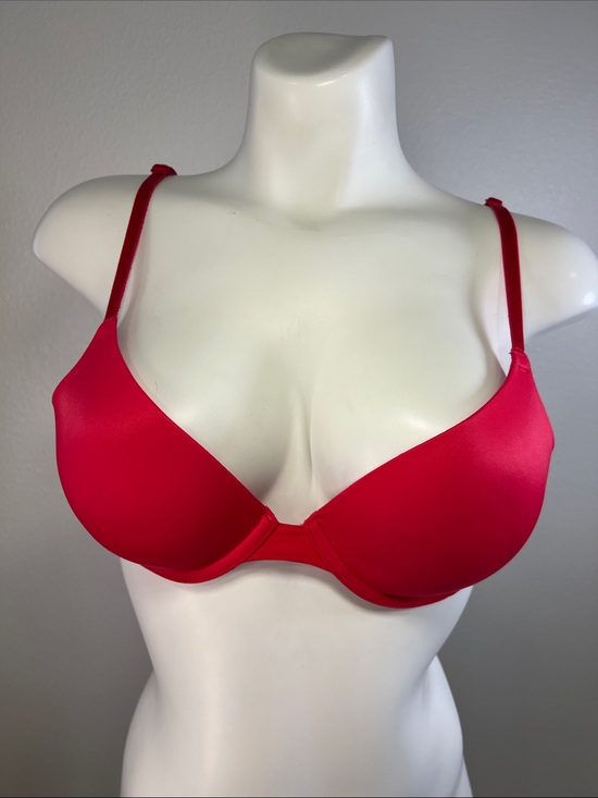 PINK Victoria's Secret Other - PINK Victoria's Secret Smooth Red Wear Everywhere Push-up Underwire Bra 34B